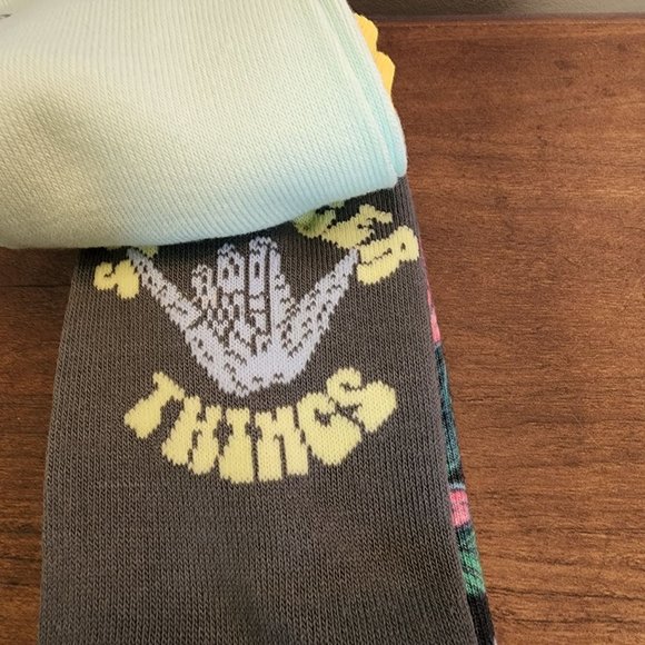 Stranger Things Socks 3 Pack Funko Beach Hawaiian Vibe - Picture 6 of 6